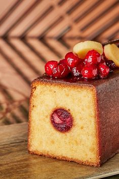 Quince Recipes, Winter Dinner Party, Travel Cake, Loaf Cake Recipes, Cake Chocolat, Cranberry Cream Cheese, Vanilla Recipes, Great British Chefs, Cake Mixture