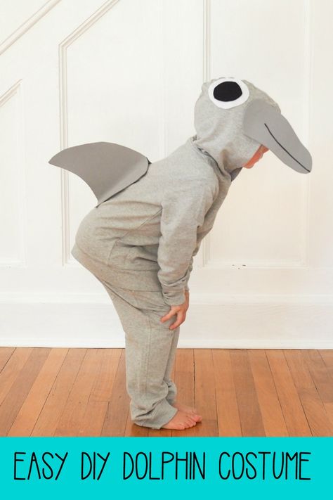 Here's an easy DIY dolphin costume plus ideas for a dolphin trainer costume to match #chirpingdiycostumes #primarydotcom Animal Diy Costumes, Diy Dolphin Costume, Diy Monkey Costume, Diy Group Costumes, Diy Animal Costumes, Costume Duos, Tiger Costume Diy, Diy Dolphin, Diy Dinosaur Costume