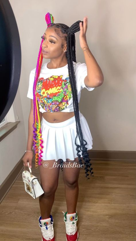 Braider | Before & After Transformation 💗 Boho Smedium Knotless Braids February Calendar Will Be Available Tomorrow At 5p.m BOOK The LOOK!!!... | Instagram Colorful Braids, Butterfly Accessories, Curled Ends, Butterfly Braid, February Calendar, Cute Box Braids, Braid Accessories, Old Hairstyles, Colored Braids