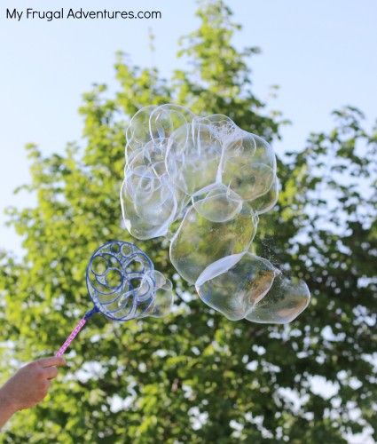 Homemade Bubbles Recipe {For Big Thick Bubbles!} - My Frugal Adventures Homemade Bubbles Recipe, Andy Pants, Bubbles Recipe, Bubble Juice, Homemade Bubble Solution, Cake Baking Supplies, Bubble Recipe, Homemade Bubbles, Bubble Solution