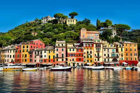 The 10 Most Beautiful Italian Coastal Towns and Cities Italy Trip Planning, Seaside Paintings, Italy Beaches, Italy Aesthetic, Coastal Cities, City Landscape, Coastal Beaches, Seaside Towns, Italy Vacation