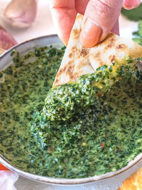 Make Delicious Chermoula Sauce Quick and Easy Best Lentil Recipes, Easy Sauce Recipes, Chermoula Sauce, Moroccan Lentil Soup, Moroccan Carrot Salad, Vegan Sauce Recipes, Moroccan Carrots, Plant Based School, Garlic Uses