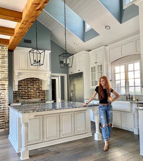 Jennifer Todryk | Author (@theramblingredhead) • Instagram photos and videos Jennifer Todryk, Jenn Todryk, Rambling Redhead, New House Design, Tv Design, Things For Home, Inspiration Kitchen, Long Locks, Seasonal Food