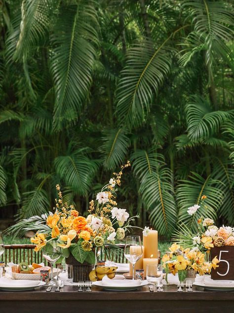 Tablescape With Fruit, Studio Mondine, Grass Centerpiece, Driftwood Centerpiece, Oncidium Orchids, Wedding Atelier, Lush Wedding, Wedding Cake Tops, Wedding Tablescape