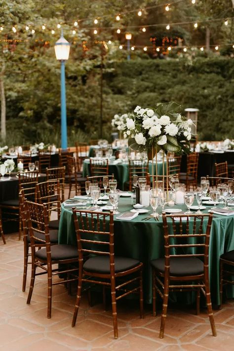 Black White And Emerald Green Wedding Table Settings, Emerald Green Table Linen Wedding, Green Round Table Wedding, Dark Green Table Cloth Wedding, Deep Green Wedding Table Decor, Dark Green Reception Decor, Dark Green Tablescape, Green And Black Table Setting, Forest Green Decorations