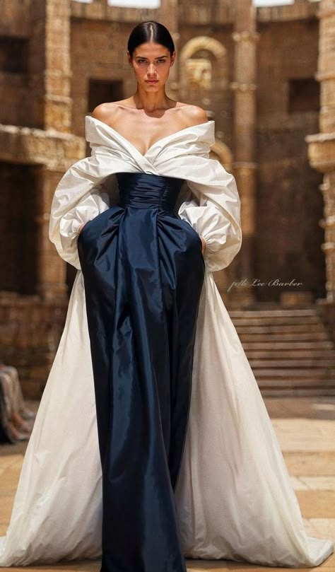 Moulage Dress, Saiid Kobeisy, Taffeta Skirt, Taffeta Dress, Couture Mode, Pleated Bodice, White Gowns, Skirt With Pockets, Couture Gowns