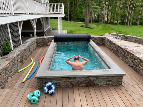 Small Swimming Pool Ideas, Home Pool Ideas, Pool And Spa Design, Raised Pools, Small Swimming Pool, Pool Ideas Backyard, Swimming Pool Pond, Endless Pool, Swimming Pool Hot Tub