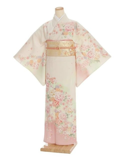 Kimono Outfit Japanese, Pretty Kimonos, Traditional Asian Dress, Japanese Traditional Clothing, Cute Kimonos, Green Kimono, Kimono Japan, Kimono Outfit, Pink Kimono