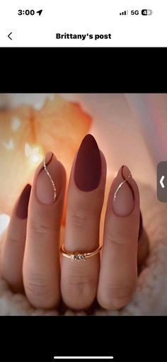 November Almond Nails, Newest Nail Trends, Quartz Nails, New Nail Trends, Quartz Nail, Classy Christmas, Luxury Nails, Nail Trends, Beauty Trends