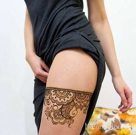 Full Body Henna, Henna Leg Tattoo, Thigh Henna, Traditional Mehndi, Jagua Henna, Henna Style Tattoos, Leg Henna, Henna Drawings, Henna Inspired Tattoos