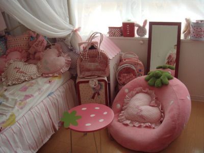 Snail Aesthetic, Kawaii Room Ideas, Kawaii Bedroom, Otaku Room, Style Kawaii, Pastel Room, Cute Room Ideas, Pretty Room, Dreamy Room