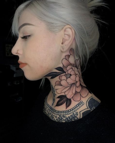 Übler Friedrich on Instagram: “Peony I did on Rachael. Thank you so much for trusting me.  @rachael_clarke @the.grand.reaper #neckttattoo #peonytattoo #chesttattoo…” Neck Tattoo Women, Chest Neck Tattoo, Flower Neck Tattoo, Throat Tattoos, Neck Tats, Butterfly Neck Tattoo, Full Neck Tattoos, Best Neck Tattoos, Side Neck Tattoo