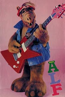 Alf poster 80s Pop Culture, Alien Life Forms, Zestaw Ikon, 80s Nostalgia, 90s Childhood, Old Tv Shows, Vintage Tv, Old Cartoons, 90s Kids