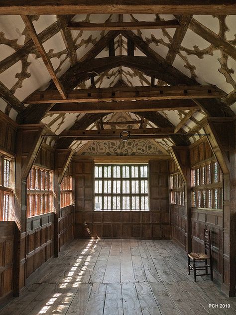 Little Moreton Hall - Wood, wood and more wood! by Paul's Pixels, via Flickr Tudor Architecture, Exposed Rafters, Tudor Era, Castles Interior, Medieval Architecture, Medieval Houses, Rustic Home Design, Tudor House, Tudor Style