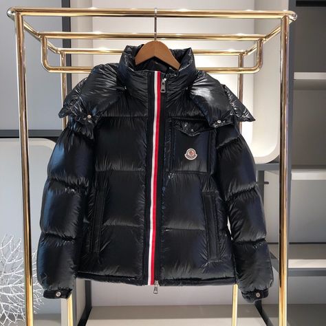 From top quality supplier of luxury goods in Guangzhou, China WhatsApp: +8619925692490 Womens Parka Winter, Man Coat, Mens Down Jacket, Winter Puffer Jackets, Parka Women, Winter Parka, Man Down, Mens Windbreaker, Black Down