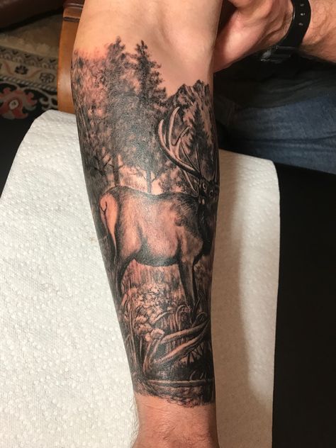 Bull Elk Tattoo, Las Vegas Skyline Tattoo, Vegas Skyline Tattoo, La Ink Tattoos, Moonlight Tattoo, Las Vegas Tattoo, Elk Tattoo, Deer Tattoo Designs, Las Vegas Skyline