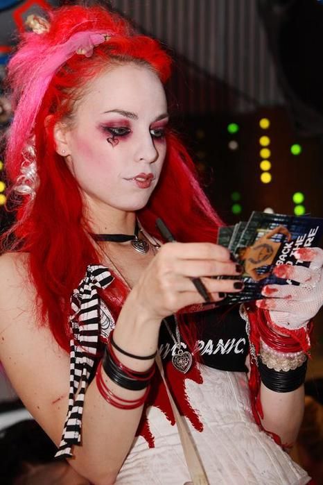 Emilie Autumn Diy Corsets, Cabaret Goth, Diamanda Galas, Autumn Queen, Celeb Pictures, General Aesthetic, Emilie Autumn, Fire Breather, Emily The Strange