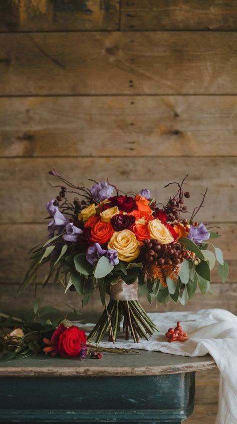 Discover the magic of seasonal wedding flowers! 🌸 Learn how to create stunning, sustainable bouquets that reflect the beauty of nature. From delicate spring blooms to rich autumn hues, our guide has everything you need for your perfect wedding day. #SeasonalWeddingFlowers #SustainableWeddings #WeddingPlanning Autumnal Flowers, Flowers Guide, Wedding Flower Guide, Flower Guide, Winter Wonder, Spring Blooms, Wedding Season, Floral Decor, Perfect Wedding