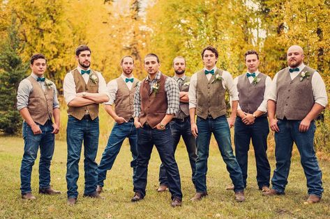 Rustic Fall Wedding Groomsmen, Flannel Groomsmen Attire, Jeans And Vest Wedding Groomsmen, Copper And Teal Wedding, Rustic Fall Wedding Ideas, Country Wedding Outfit, Fall Wedding Attire, Wedding Copper, Rustic Wedding Groomsmen