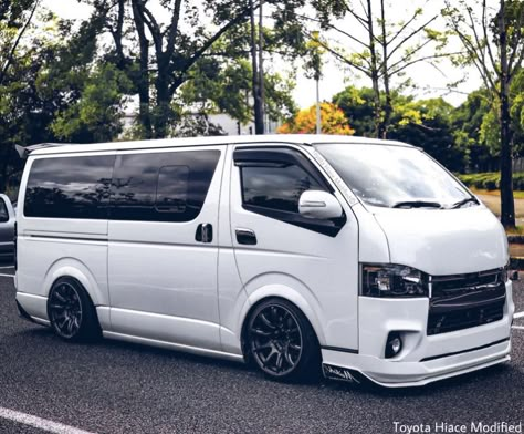 L O W E R E D 😻 - Toyota Hiace Modified Hiace Van Modified, Toyota Hiace Modified, Toyota Vanguard, Van Design, Toyota Hiace, Diy Car, Car Tuning, Sports Cars Luxury, Car Wallpapers