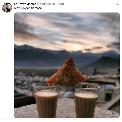 samosa auditioning for a rohit shetty film Masala Tea, Cash Crop, Living In England, Very Funny Jokes, Samosa, Food Pictures, Diwali, Glass Of Milk, Coffee Shop