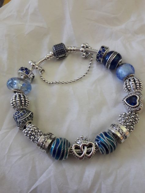 Pandora Bracelet Aesthetic Blue, Pandora Bracelet Theme, Pandora Bracelet Blue Theme, Themed Pandora Bracelet, Blue Pandora Bracelet, Pandora Chain Bracelet, Pandora Bracelet Charms Ideas, Pandora Bracelet Designs, Wishlist Ideas