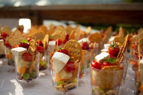 Wedding Reception Food Appetizers, Reception Finger Foods, Finger Food Wedding Reception, Wedding Reception Snacks, Wedding Finger Foods, Wedding Food Display, Charcuterie Cups, Food Set Up, Wedding Snacks