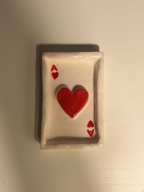 Ace of hearts ashtray❤️ Air Clay Ashtray, Clay Ashtray Ideas For Boyfriend, Clay Crafts For Boyfriend, Diy Ashtray, Clay Ashtray With Holder, Heart Ashtray, Diy Clay Ashtray, Ace Ashtray, Clay Art Heart Tray