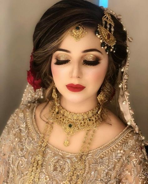 Latest Bridal Makeup, Pakistani Makeup, Pakistani Bridal Hairstyles, Bridal Hairstyle Indian Wedding, Indian Wedding Makeup, Asian Bridal Makeup, Indian Bride Makeup, Pakistani Bridal Makeup, Bridal Makeup Images