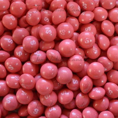 Pink Skittles. #PinkSkittles #PinkCandy #Skittles #Pink #Skittle #Candy Pink Skittles, Tropical Skittles, Wild Berry Skittles, Skittles Wild Berry, Berry Skittles, Pink Therapy, Candy Skittles, Gummy Rings, Aesthetic Candy