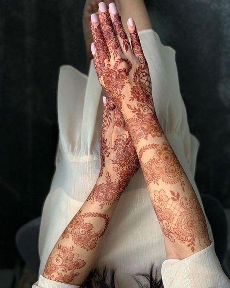 Henna Designs Full Hand, Bride Mehandi, Full Hand Mehndi Design, Wedding Henna Designs, Henna Flower Designs, Hand Mehndi Designs, Bridal Mehndi Design, Henna Inspo, Bridal Mehandi