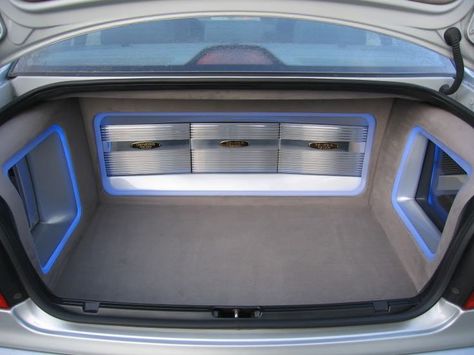 Audio trunk room... Car Audio Trunk Design, Truck Audio, Car Audio Fabrication, Audio Mobil, Custom Car Audio, Sound System Car, Audio Ideas, Car Stereo Systems, Car Audio Installation