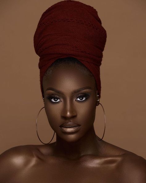 Beautiful Brown Eyes, Beauty Photoshoot, Dark Skin Beauty, Beauty Shots, Dark Skin Makeup, Dark Skin Women, African Beauty, Off The Grid, African Women