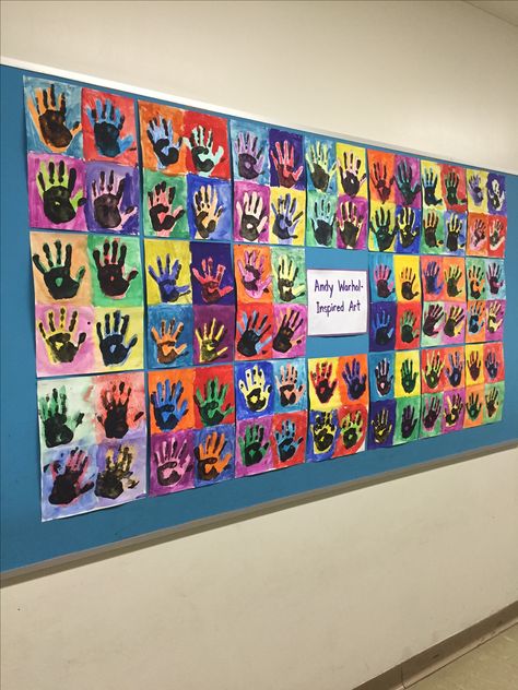 Andy Warhol inspired art in grade 2/3 Andy Warhol Art Project, Art Show Kindergarten Ideas, Andy Warhol Kids Art, Warhol Art Projects For Kids, Kindergarten Art Show Ideas, Andy Warhol Pop Art For Kids, Art Show Elementary, Warhol Inspired Art, Andy Warhol Inspired Art