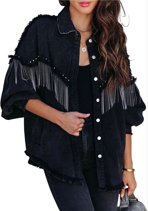 Oversized Black Denim Jacket, Cowgirl Jeans, Denim Outfits, Single Breasted Coat, Stylish Jackets, Black Denim Jacket, Black Fringe, Denim Jacket Women, Edgy Look