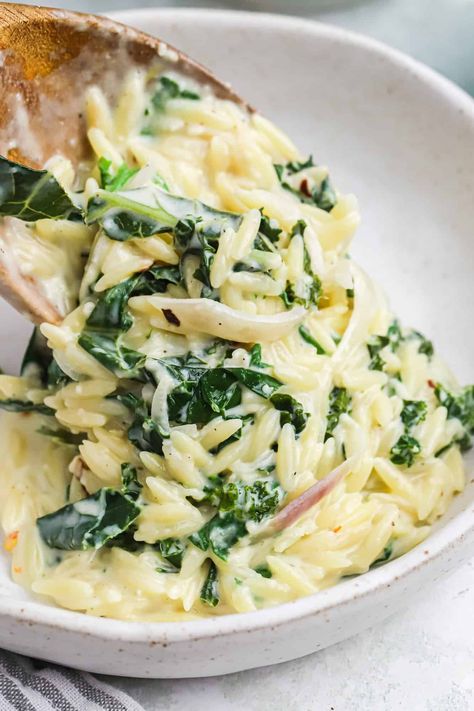 Lemon Parmesan Orzo Recipes, Creamy Lemon Orzo, Kale Orzo, Lemon Spinach Orzo, Orzo Recipes Side, Citrus Fruit Salad, Creamy Orzo, Kale Pasta, Lemon Orzo