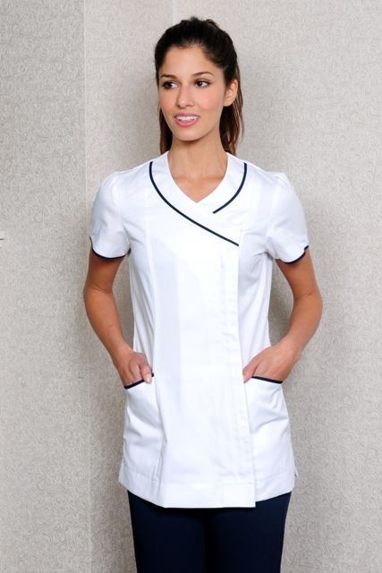 Nurses Uniform Modern, Medical Scrubs Fashion, Beauty Uniforms, Salon Wear, Spa Uniform, Stylish Scrubs, Healthcare Uniforms, Beauty Tunics, Scrubs Outfit