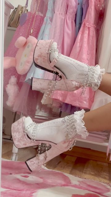 Socks Coquette, Frilly Socks, New Heels, Coquette Girl, Fashion Shoes Heels, Cute Shoes Heels, Kawaii Shoes, Kawaii Fashion Outfits, Fancy Shoes