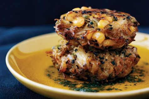 Keralan Crab Cakes with Mint Chutney First Course Recipes, Spicy Crab Cakes, Hummus With Tahini, Hot Spicy Food, Food And Wine Magazine, Stuffed Squash Blossoms, Chipotle Mayonnaise, Best Fish Recipes, Crab Cake Recipes