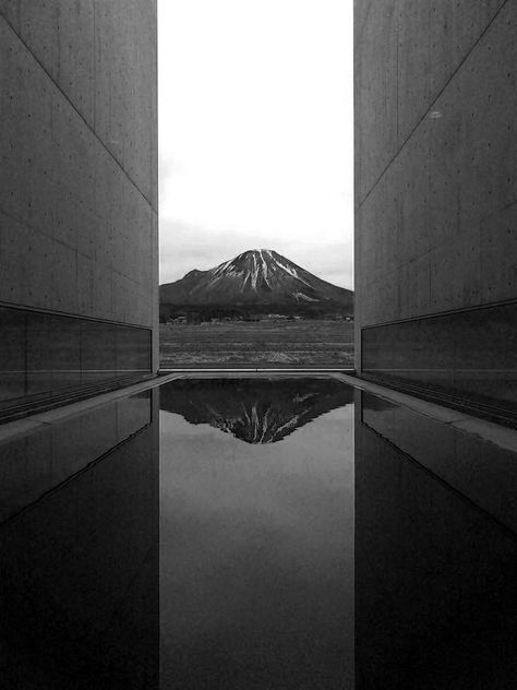 Minimalism Living, Tottori, Concrete Architecture, Tadao Ando, Brutalist Architecture, The Reflection, Japanese Architecture, Brutalism, Contemporary Architecture