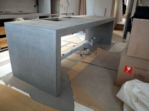 London W4 - Concrete Island (Lazenby) by Chris Adams, via Behance Concrete Countertops Island, Kitchen Island Concrete, Open Island, Concrete Bar Top, Redo House, Polished Concrete Kitchen, Kitchen Divider, Kitchen Island With Drawers, Concrete Island