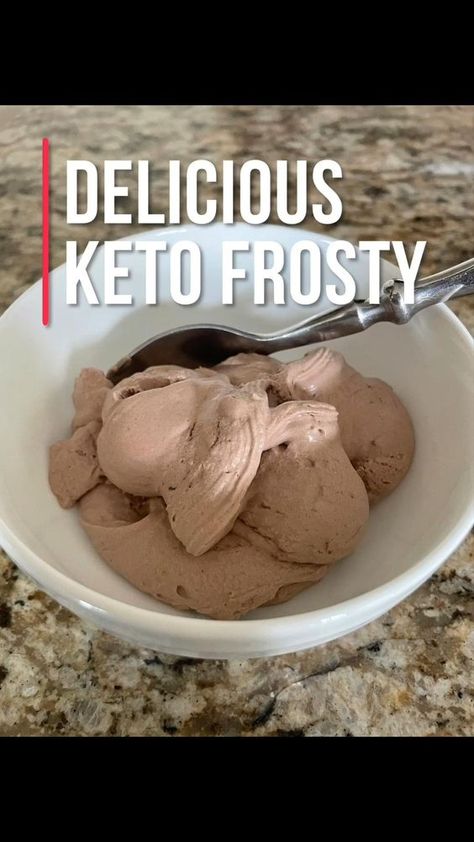 Keto Deserts Easy Quick, Homemade Keto Ice Cream, Keto Frosty, Icecream Ideas, Chocolate Frosty, Popular Desserts Recipes, Frosty Recipe, Lazy Keto, Low Carb Ice Cream