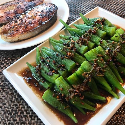 Casa Baluarte Filipino Recipes: Steamed Okra with Oyster Sauce Filipino Okra Recipes, Pinoy Vegetable Dishes, Vegetable Recipes Filipino, Steam Okra, Gulay Recipe Filipino Food, Steamed Okra, Okra Dishes, Pinoy Food Filipino Dishes, Healthy Filipino Recipes