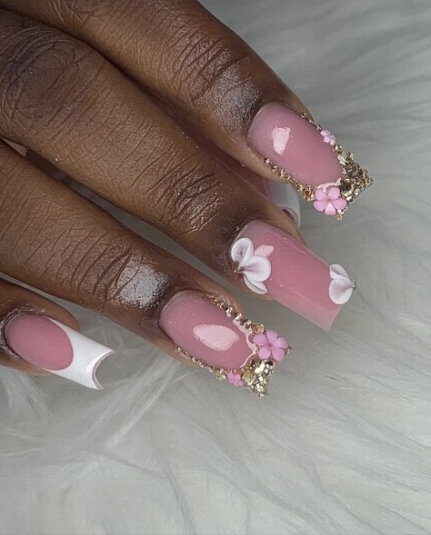 this birthday set!!!💖🙊 #batonrougenailtech #nails #nailinspo #explore #explorepage #donebyhai #nailinspo2024 #225nailtech #2024nails #nailsofinstagram #nails #nailstagram #nailsnailsnails #nailsoftheday #nailinspiration #birthdaynails #naildesigns #summernails #summernails2024 Pink Bow Nails, Bow Nails, Nails 2024, August 19, Birthday Nails, Nails Short, Nail Tech, Pink Bow, Nails Inspiration