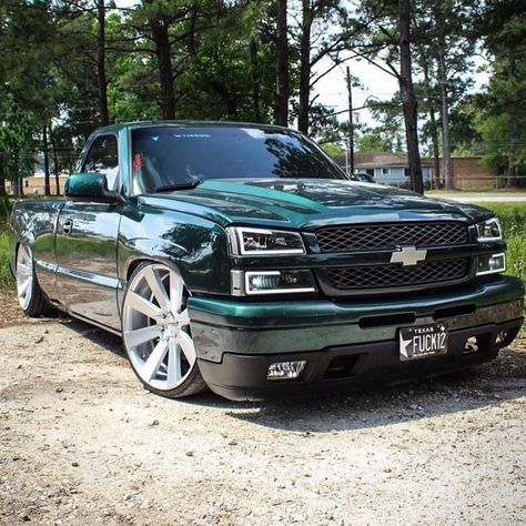 Teal Chevy Truck, Cateye Chevy Lowered, Cateye Silverado 1500 Lifted, Chevy Trucks 90s, Chevy Trucks Lowered, Silverado Crew Cab, 90s Chevy Trucks Lowered, Tundra Truck, Midnight Green