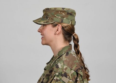 Army authorizes female Soldiers ponytails in all uniforms | Article | The United States Army Female Army Hairstyles, Army Hairstyles For Women, Military Hairstyles, Army Haircut, Matrix Hairstyle, Military Hair, Military Haircut, Braids Men, Effortless Waves