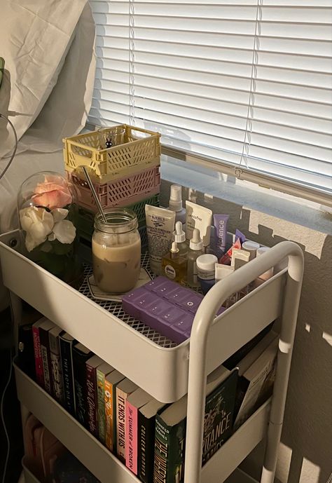 my book cart <3 College Bathroom, Dorm Bathroom, Book Cart, College Dorm Room Decor, Dorm Room Inspiration, College Room, Dekorasi Kamar Tidur, غرفة ملابس, Redecorate Bedroom