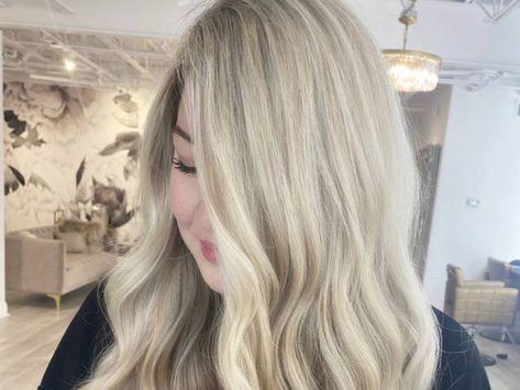 Can You Dye Your Hair Blonde Without Bleach? Blonde Hair Without Bleach, Blonde Without Bleach, Bleaching Hair, Hair Lightening, Lighten Hair, Lighter Hair, Dyed Blonde Hair, Professional Tips, How To Lighten Hair