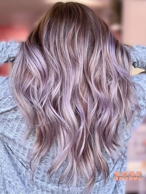 Lilac balayage hair color Lilac Highlights Blonde Short Hair, Lavender Toner On Blonde, Blonde Lavender Balayage, Blonde With Lilac Highlights, Purple Blonde Balayage, Purple Baylage Hair Brunettes, Brown Lilac Hair, Lilac Hair Dark Roots, Lilac Balayage Brunettes