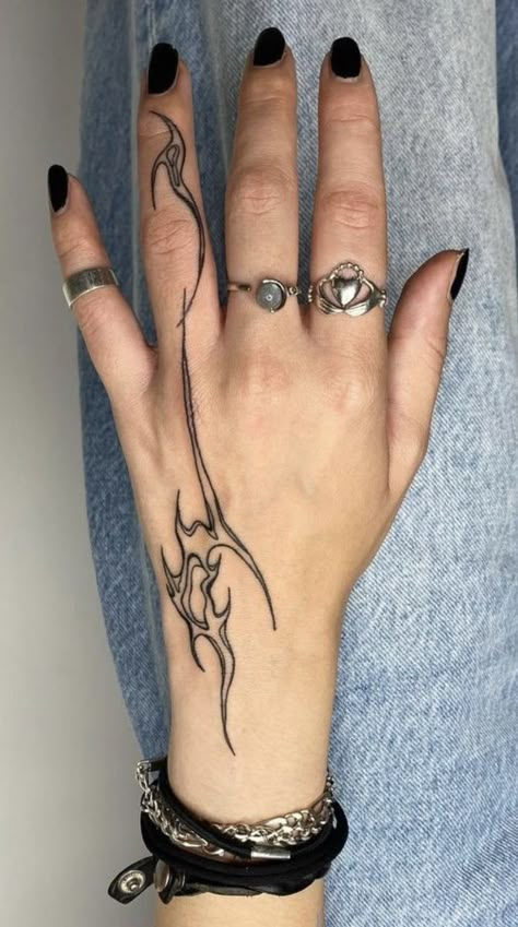 Poseidon Tattoo, Pretty Hand Tattoos, Sharpie Tattoos, Simple Tattoo, Small Hand Tattoos, Tattoo Style Drawings, Tattoo Cover, Unique Tattoo, Elegant Tattoos